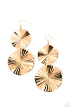 Cargar imagen en el visor de la galería, In Your Wildest FAN-tasy - Gold Earrings