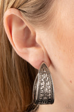 Cargar imagen en el visor de la galería, Marketplace Mixer - Silver Earrings