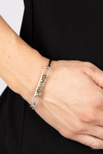 Cargar imagen en el visor de la galería, In CHARMS Way - Brown Bracelet
