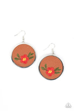 Cargar imagen en el visor de la galería, Prairie Patchwork - Red Earrings