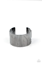 Cargar imagen en el visor de la galería, Modern Metallurgy - Black Bracelet