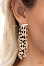 Cargar imagen en el visor de la galería, Starry Streamers - Gold Earrings