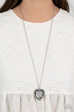 Cargar imagen en el visor de la galería, Prismatically Twitterpated - Silver Necklace