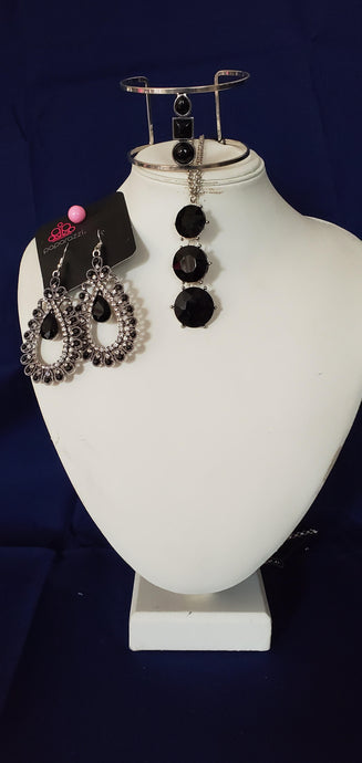 Black Beauty - Black & Silver Set